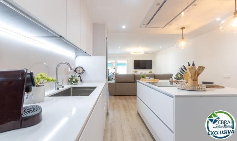 3 quarto Apartamento para venda em Roses - 295 000 € (Ref: 9674139)