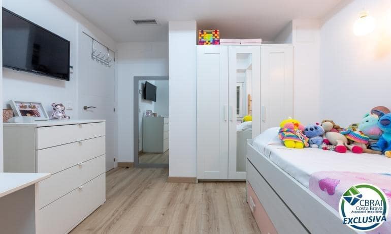 3 quarto Apartamento para venda em Roses - 295 000 € (Ref: 9674139)