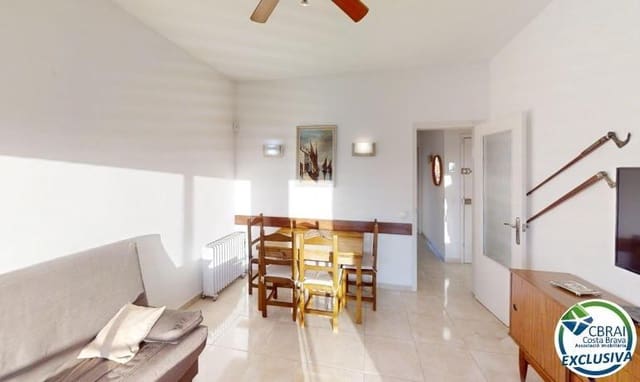 2 bedroom Apartment for sale in Roses with pool - € 195,000 (Ref: 9677410)