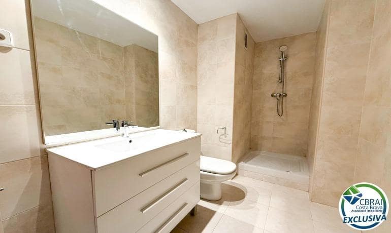 3 bedroom Apartment for sale in Figueres - € 235,000 (Ref: 9677411)