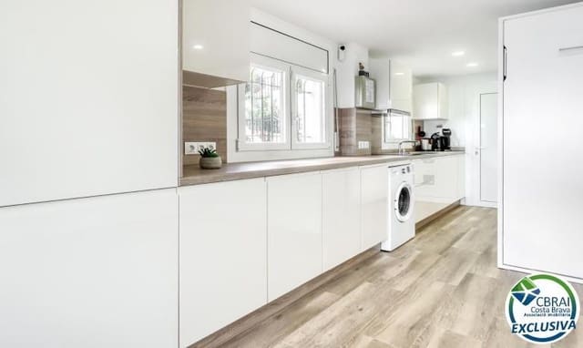 Studio til salg i Roses - € 161.000 (Ref: 9701572)