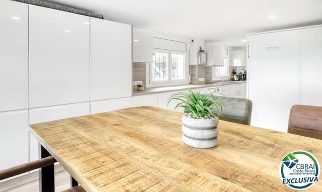 Studio til salg i Roses - € 161.000 (Ref: 9701572)