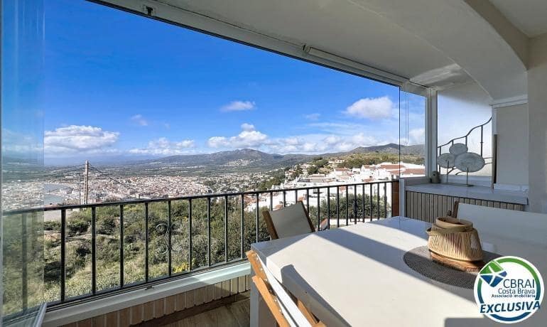 1 bedroom Apartment for sale in Roses with pool - € 205,000 (Ref: 9711907)