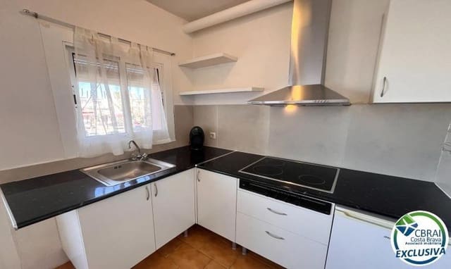 1 makuuhuone Huoneisto myytävänä paikassa Empuriabrava, Castelló d'Empúries mukana uima-altaan - 135 000 € (Ref: 9711908)