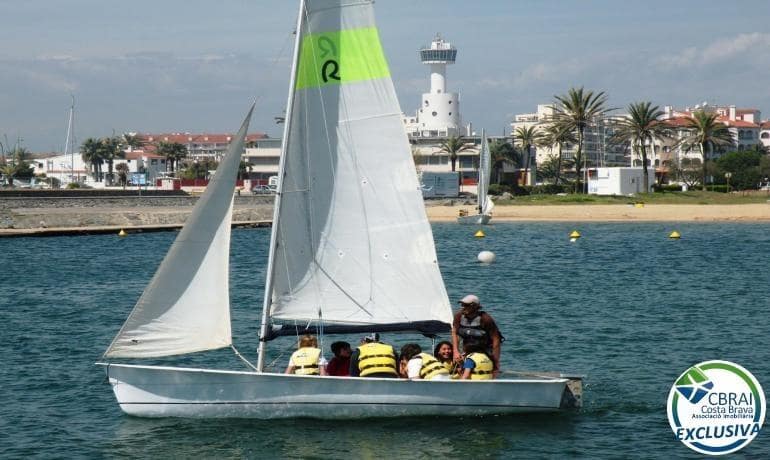 1 Zimmer Apartment zu verkaufen in Empuriabrava mit Pool - 135.000 € (Ref: 9711908)