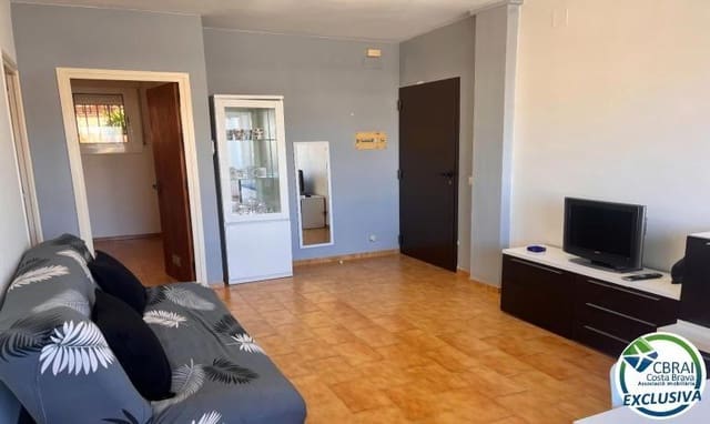 1 slaapkamer Appartement te koop in Empuriabrava, Castelló d'Empúries met zwembad - € 130.000 (Ref: 9711908)