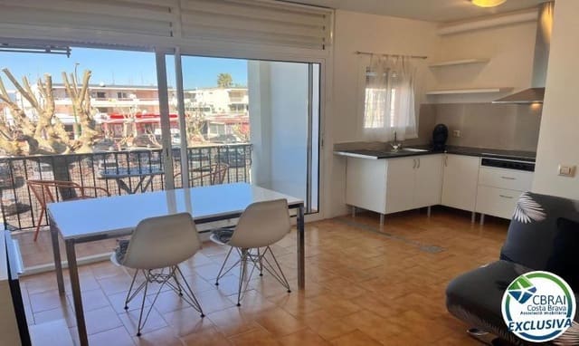 1 slaapkamer Appartement te koop in Empuriabrava, Castelló d'Empúries met zwembad - € 130.000 (Ref: 9711908)