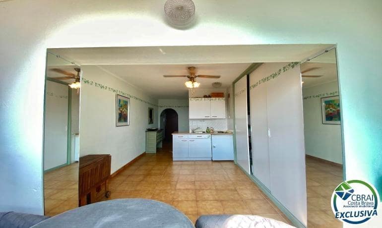 Appartamento in vendita in Empuriabrava - 98.000 € (Rif: 9711910)