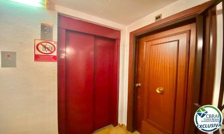 Appartamento in vendita in Empuriabrava - 98.000 € (Rif: 9711910)