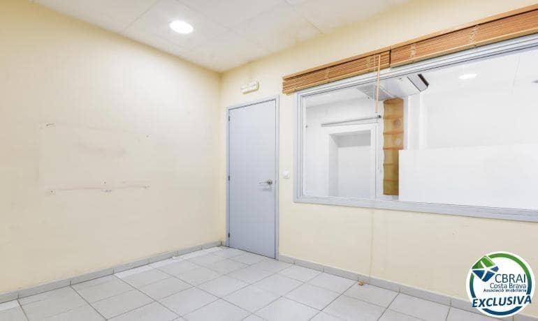 Gewerbe zu verkaufen in Roses - 170.000 € (Ref: 9711911)