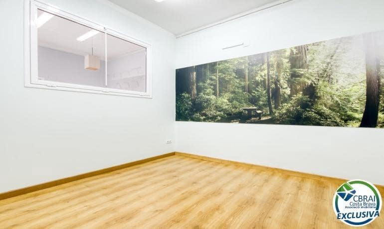 Gewerbe zu verkaufen in Roses - 170.000 € (Ref: 9711911)