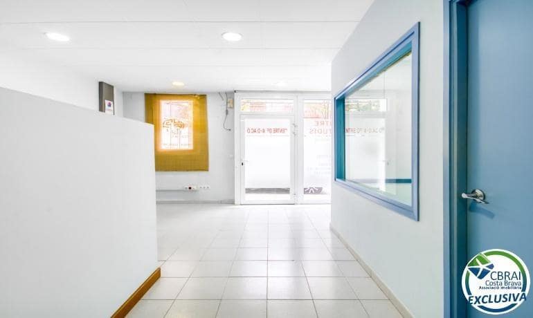 Gewerbe zu verkaufen in Roses - 170.000 € (Ref: 9711911)