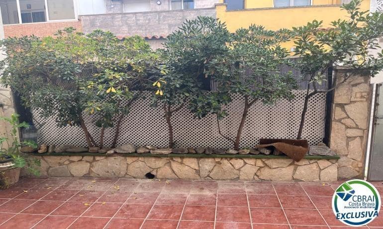 2 Zimmer Haus zu verkaufen in Empuriabrava mit Garage - 247.000 € (Ref: 9711912)