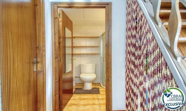 4 soveværelse Villa til salg i Roses - € 249.000 (Ref: 9711913)