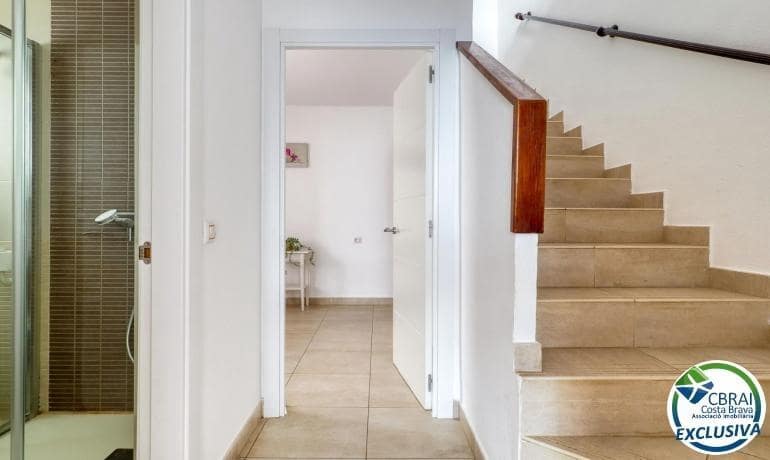 2 Zimmer Doppelhaus zu verkaufen in Roses mit Pool - 315.000 € (Ref: 9714867)