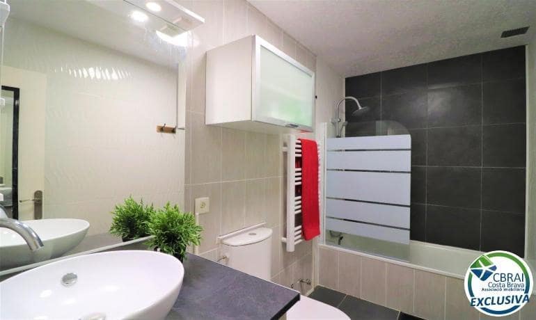 1 sypialnia Apartament na sprzedaż w Roses - 189 000 € (Ref: 9735519)