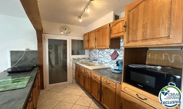 2 soveværelse Lejlighed til salg i Santa Margarida, Roses - € 248.000 (Ref: 9751932)