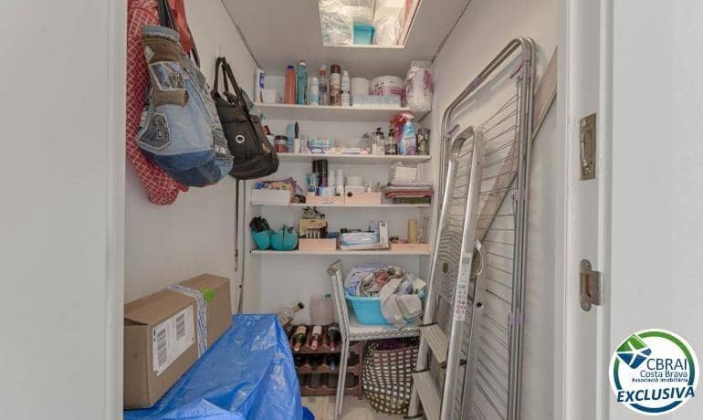 2 slaapkamer Appartement te koop in Roses - € 265.000 (Ref: 9758902)