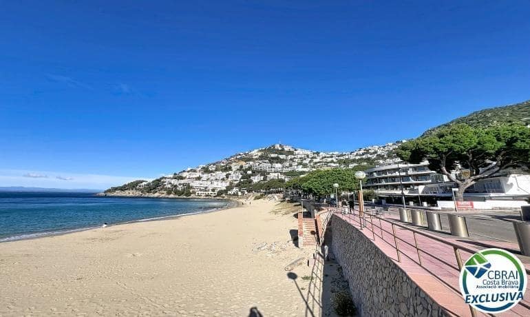 Byggetomt til salgs i Roses - € 220 000 (Ref: 9758903)