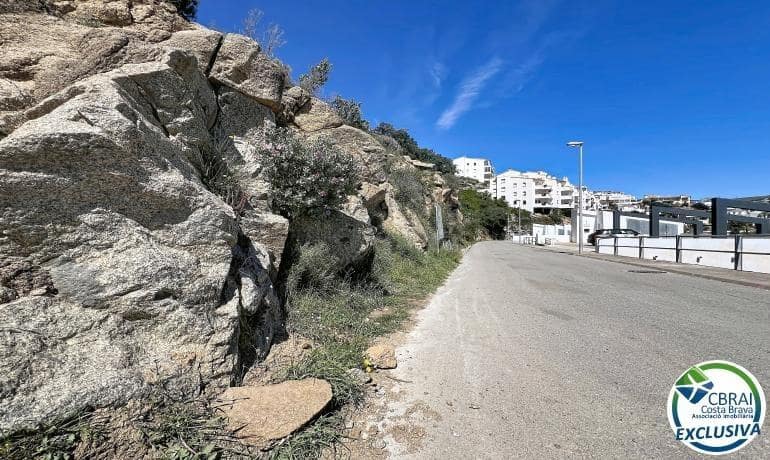 Byggetomt til salgs i Roses - € 220 000 (Ref: 9758903)