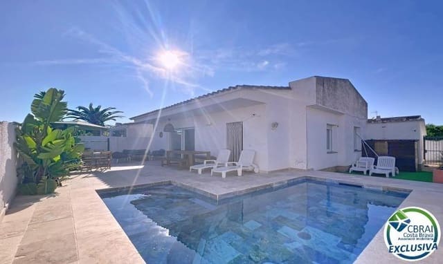 2 soveværelse Villa til salg i Empuriabrava, Castelló d'Empúries med swimmingpool - € 385.000 (Ref: 9761927)