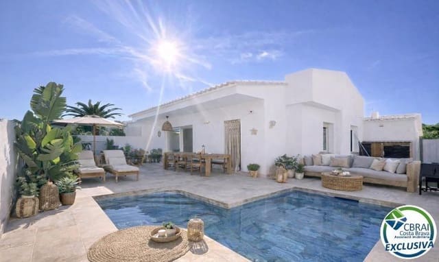 2 soveværelse Villa til salg i Empuriabrava, Castelló d'Empúries med swimmingpool - € 385.000 (Ref: 9761927)