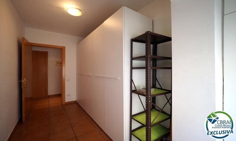 3 slaapkamer Appartement te koop in Roses - € 235.000 (Ref: 9770594)