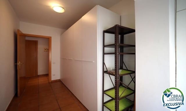 3 slaapkamer Appartement te koop in Roses - € 235.000 (Ref: 9770594)