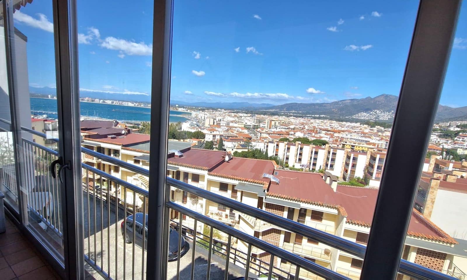 2 soveværelse Lejlighed til salg i Roses - € 235.000 (Ref: 9772990)