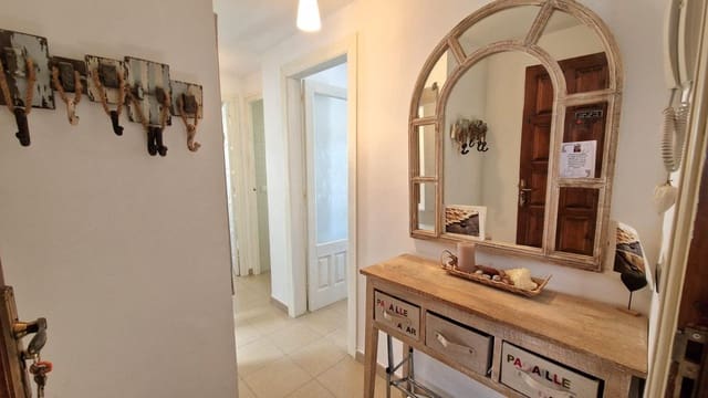 2 sovrum Lägenhet till salu i Roses - 235 000 € (Ref: 9772990)