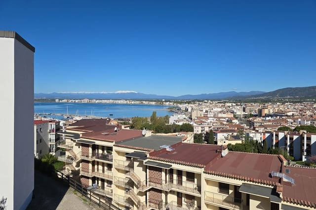 2 sovrum Lägenhet till salu i Roses - 235 000 € (Ref: 9772990)