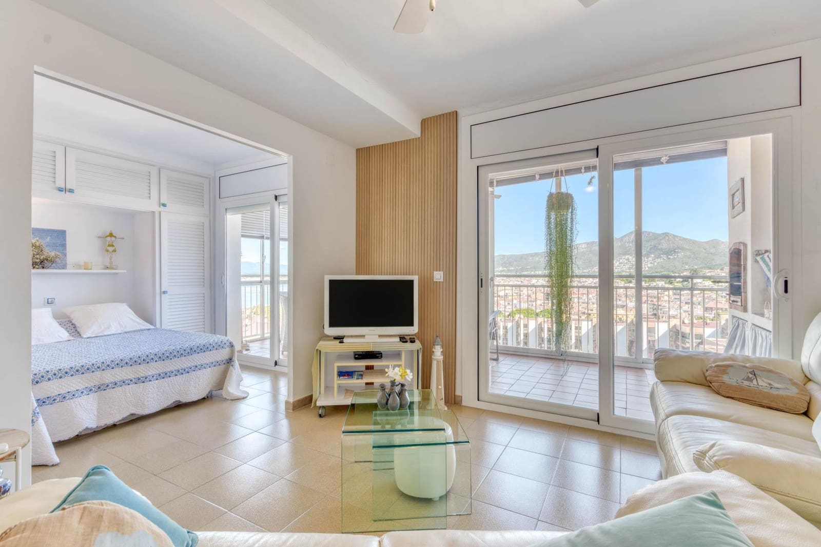 2 bedroom Apartment for sale in Roses - € 235,000 (Ref: 9772990)