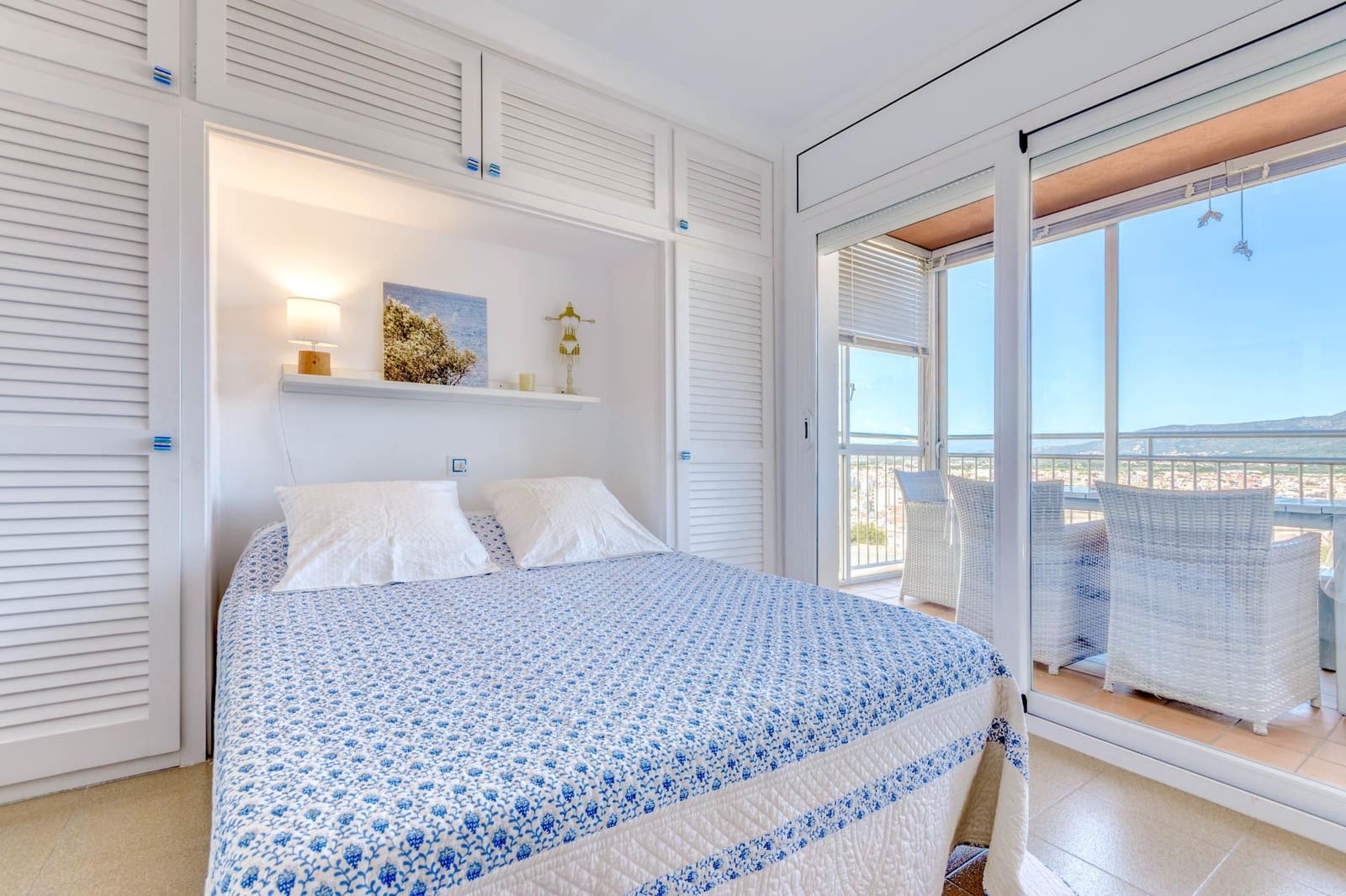 2 bedroom Apartment for sale in Roses - € 235,000 (Ref: 9772990)