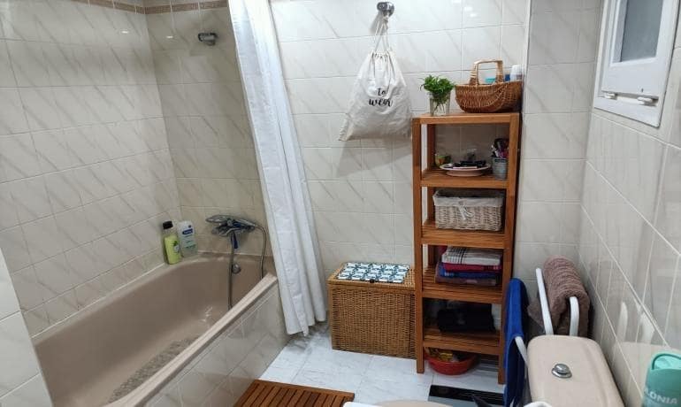 2 bedroom Apartment for sale in Roses with garage - € 290,000 (Ref: 9772991)