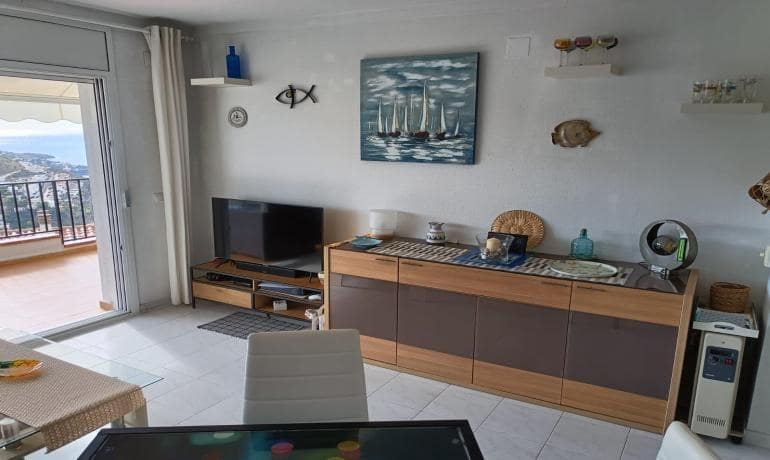 2 bedroom Apartment for sale in Roses with garage - € 290,000 (Ref: 9772991)