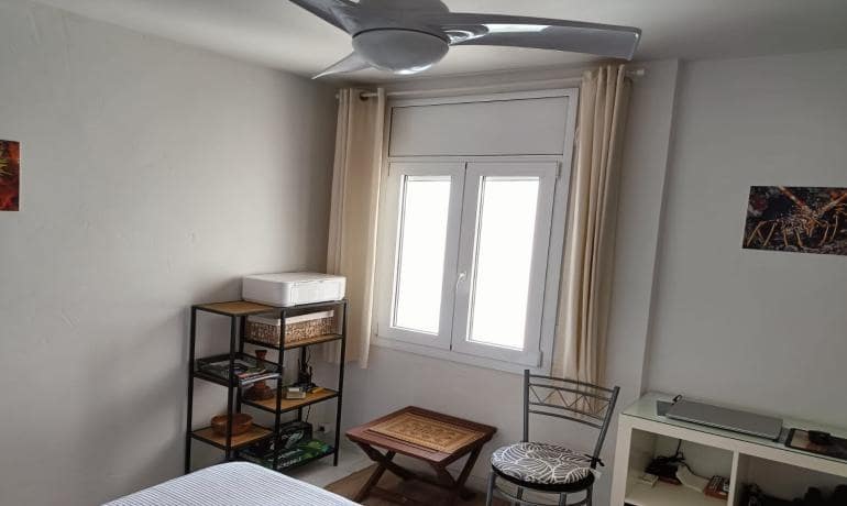 2 bedroom Apartment for sale in Roses with garage - € 290,000 (Ref: 9772991)