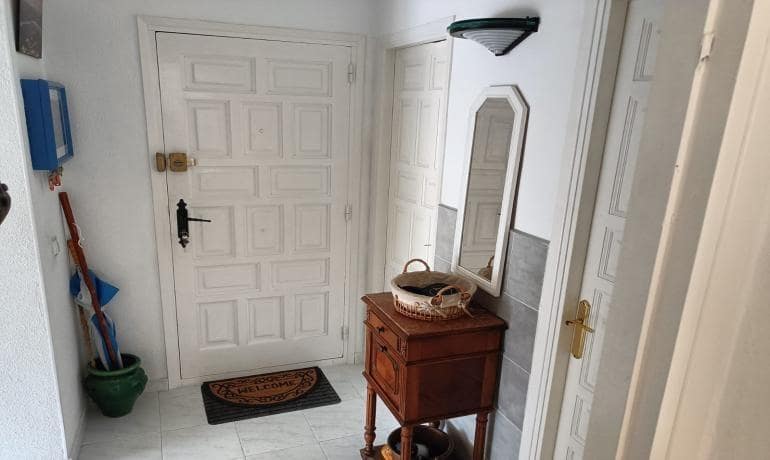 2 bedroom Apartment for sale in Roses with garage - € 290,000 (Ref: 9772991)