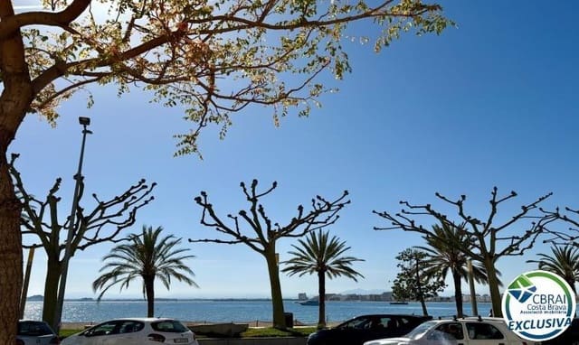 2 slaapkamer Appartement te koop in Roses - € 162.000 (Ref: 9772992)