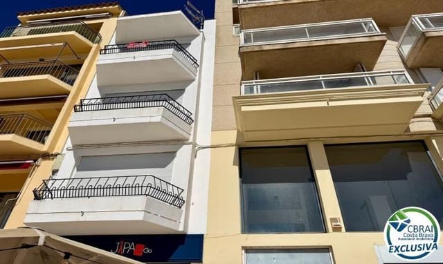 2 slaapkamer Appartement te koop in Roses - € 162.000 (Ref: 9772992)