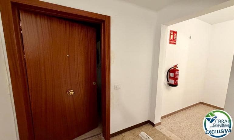 2 slaapkamer Appartement te koop in Roses - € 162.000 (Ref: 9772992)