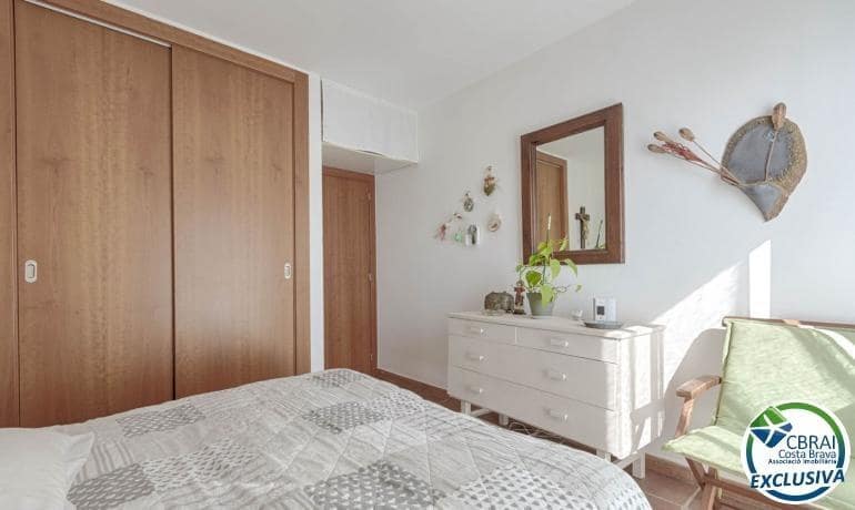 2 slaapkamer Appartement te koop in Roses met zwembad - € 266.000 (Ref: 9783064)