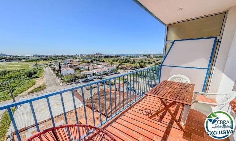 Estudio de 1 habitación en Roses en venta con piscina - 81.000 € (Ref: 9788347)