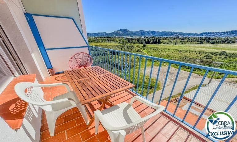 Estudio de 1 habitación en Roses en venta con piscina - 81.000 € (Ref: 9788347)