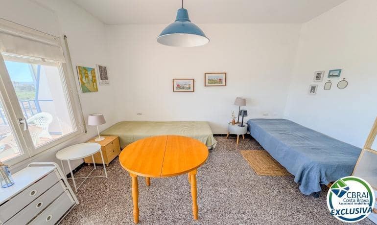 Estudio de 1 habitación en Roses en venta con piscina - 81.000 € (Ref: 9788347)