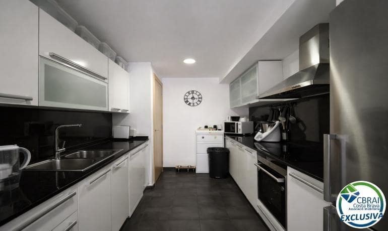 4 sypialnia Apartament na sprzedaż w Roses - 408 000 € (Ref: 9790993)