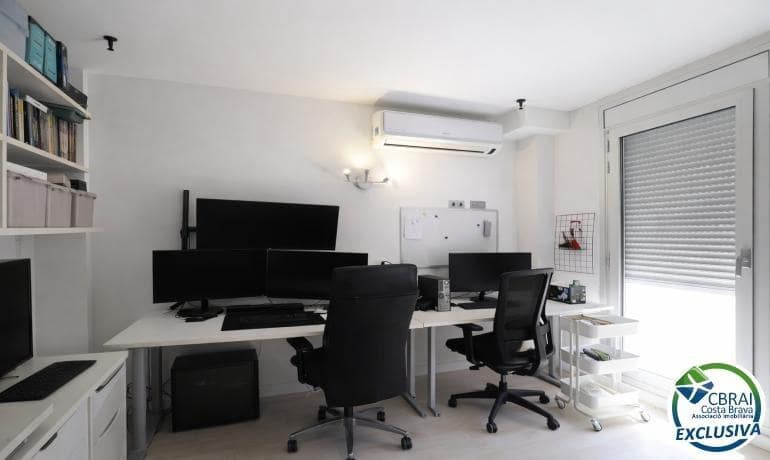 4 sypialnia Apartament na sprzedaż w Roses - 408 000 € (Ref: 9790993)