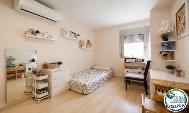 4 sypialnia Apartament na sprzedaż w Roses - 408 000 € (Ref: 9790993)