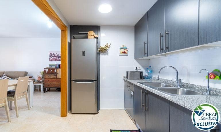 2 sypialnia Apartament na sprzedaż w Roses z basenem - 215 000 € (Ref: 9797024)