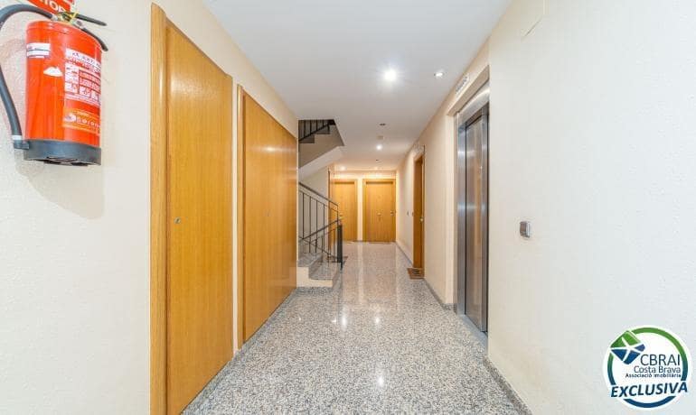 2 sypialnia Apartament na sprzedaż w Roses z basenem - 215 000 € (Ref: 9797024)