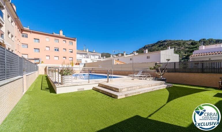 2 sypialnia Apartament na sprzedaż w Roses z basenem - 215 000 € (Ref: 9797024)